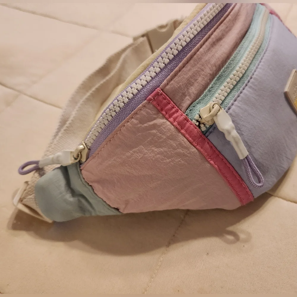 Zara Kids Belt Bag, fanny pack, Travel Lightweight EUC, Pastel, Pink, Purple